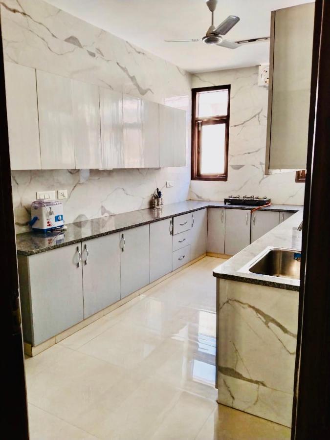 Fortune Home Service Apartment 2Bhk,E28 Saket 2A New Delhi Extérieur photo